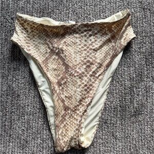 Toluca swim bottom